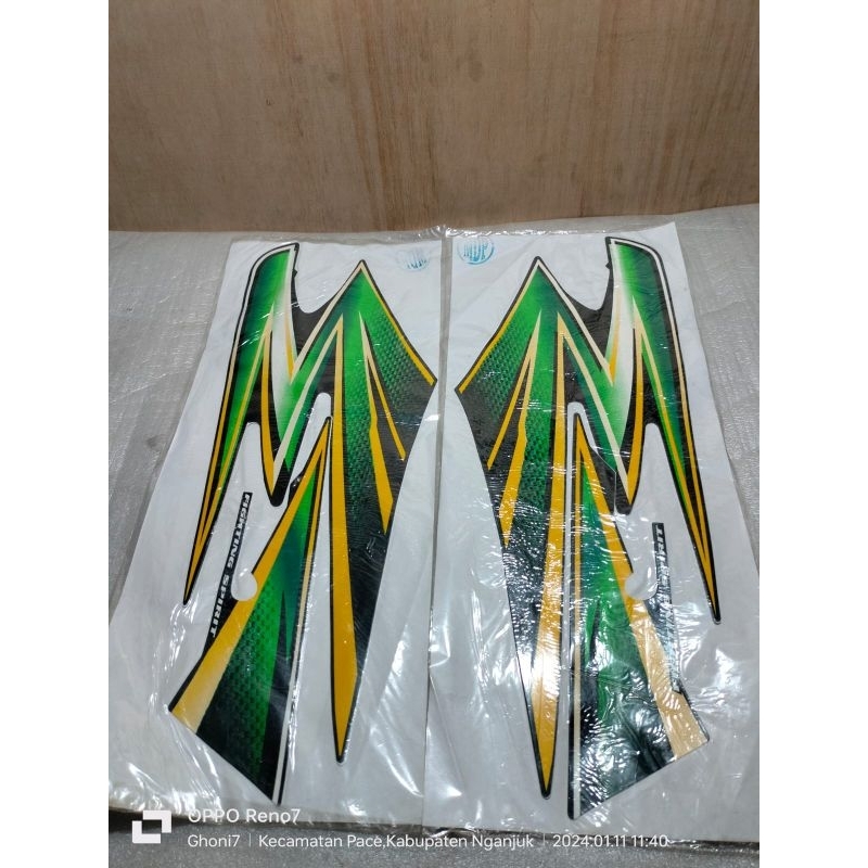 Striping stiker bodi body kanan kiri full set RX King Tahun 2003 warna hijau kuning Original MPD