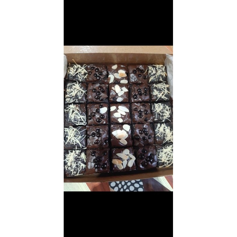 

fudgybrownies**20x20**25potong