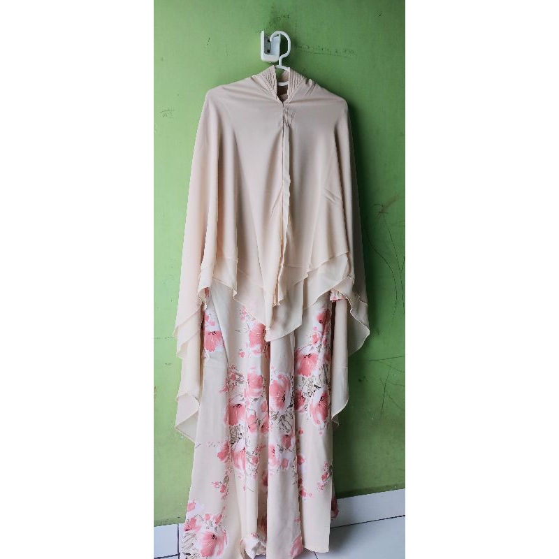 PRELOVED GAMIS SYAR'I