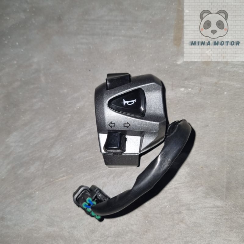 TAKA Holder Saklar Kiri Scoopy Sparepart Aksesoris Onderdil Motor