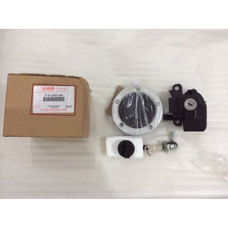 Kunci Kontak Set berikut Kunci Jok Belakang Suzuki GSX R 150