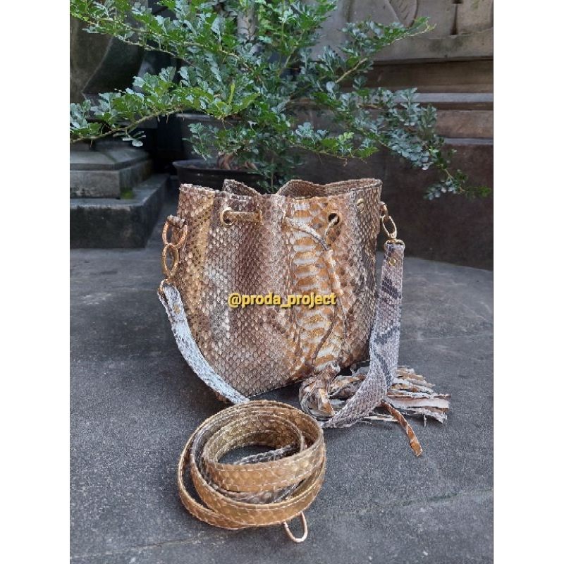 TAS KULIT ASLI/TAS SERUT KULIT ASLI