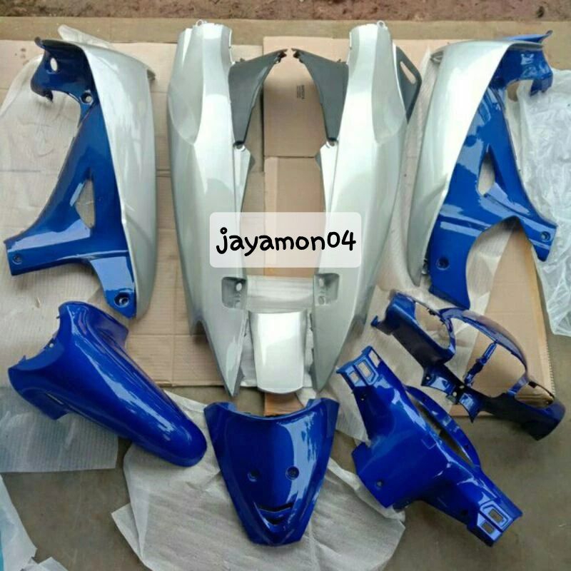 Cover body full halus motor honda karisma X/D 125 warna silver biru