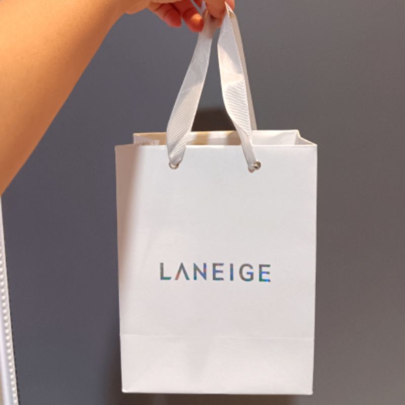 

PAPERBAG LANEIGE