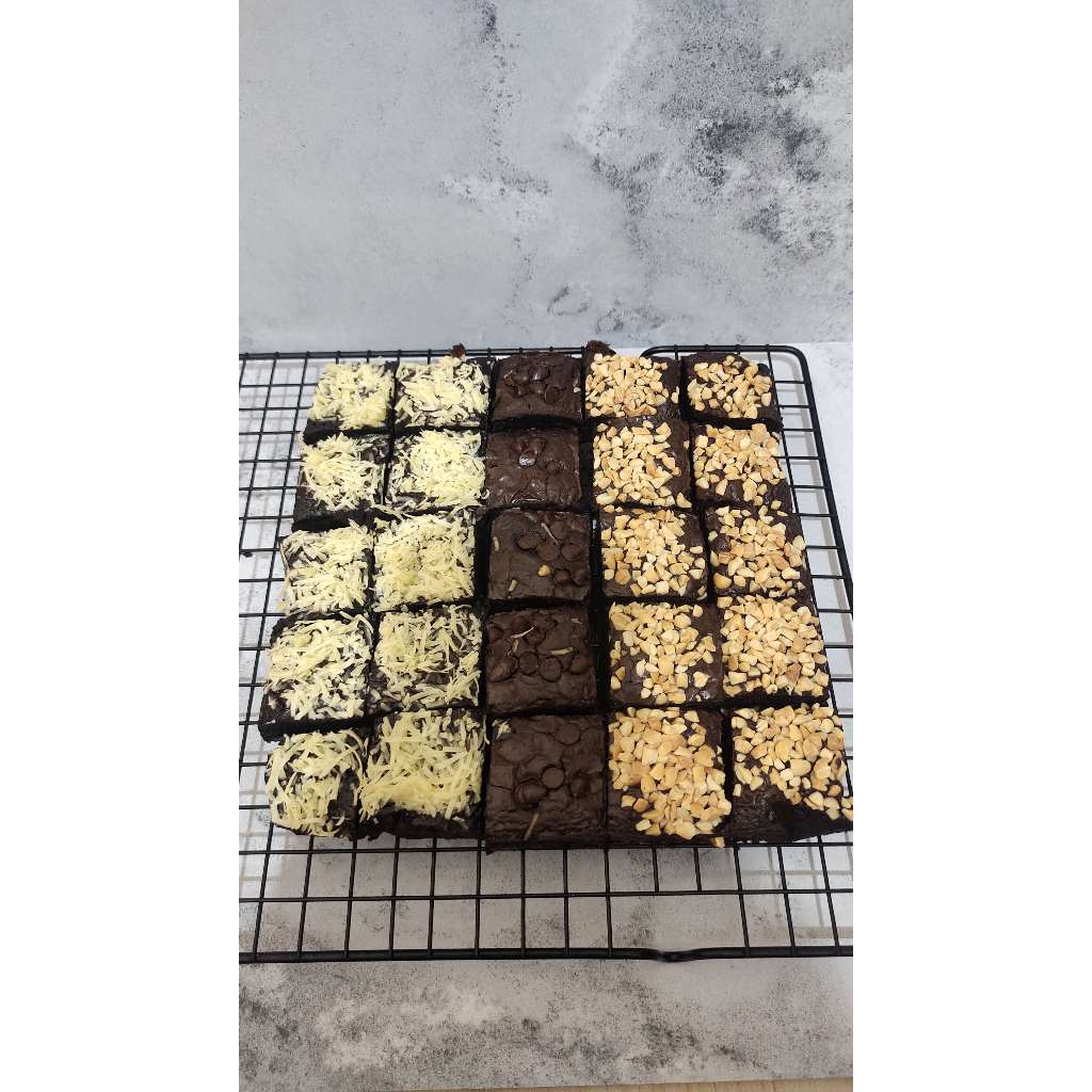 

Fudgy brownies sekat 25 ukuran 20x20