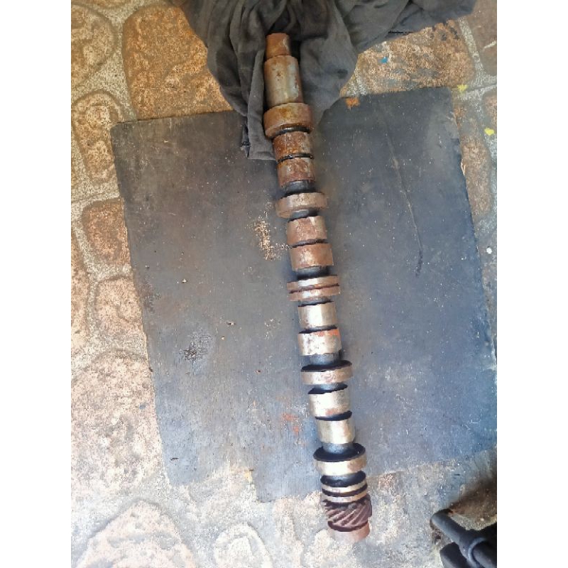 Crankshaft kruk as kijang ori copotan