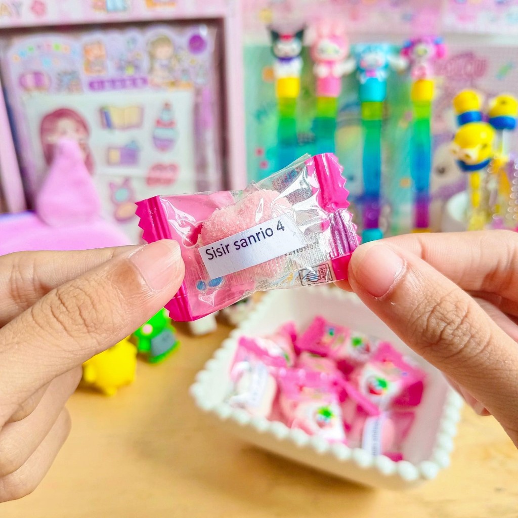 

Permen alat tulis saat live