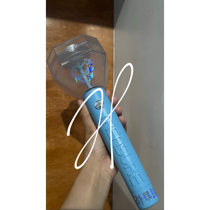 [BOOKED] Lightstick Treasure (teulight) only