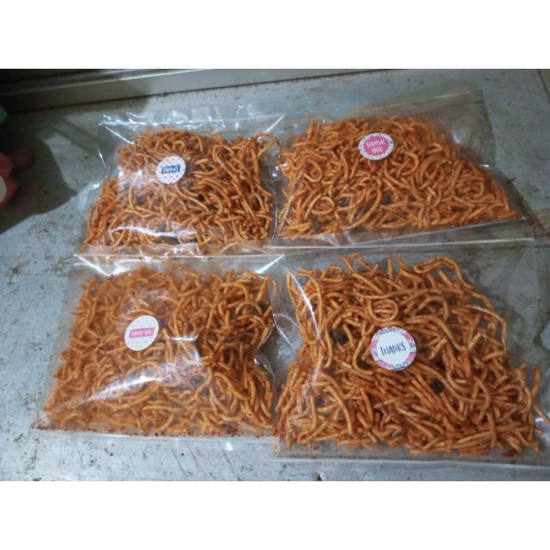 

mie pedas jeruk purut