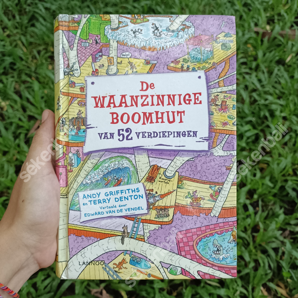 Buku Cerita Bergambar Bahasa Belanda De Waanzinnige Boomhut Van 52 Verdiepingen by Andy Griffiths & 