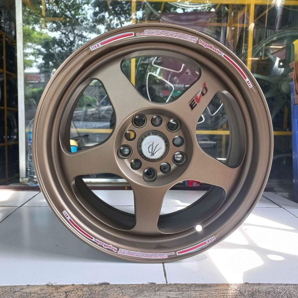 velg mobil baru ring 16 cocok buat ertiga