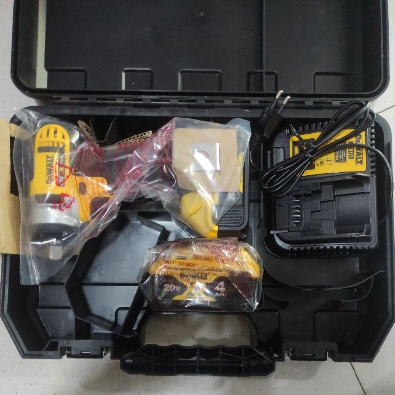 Impact Baterai merk DeWalt