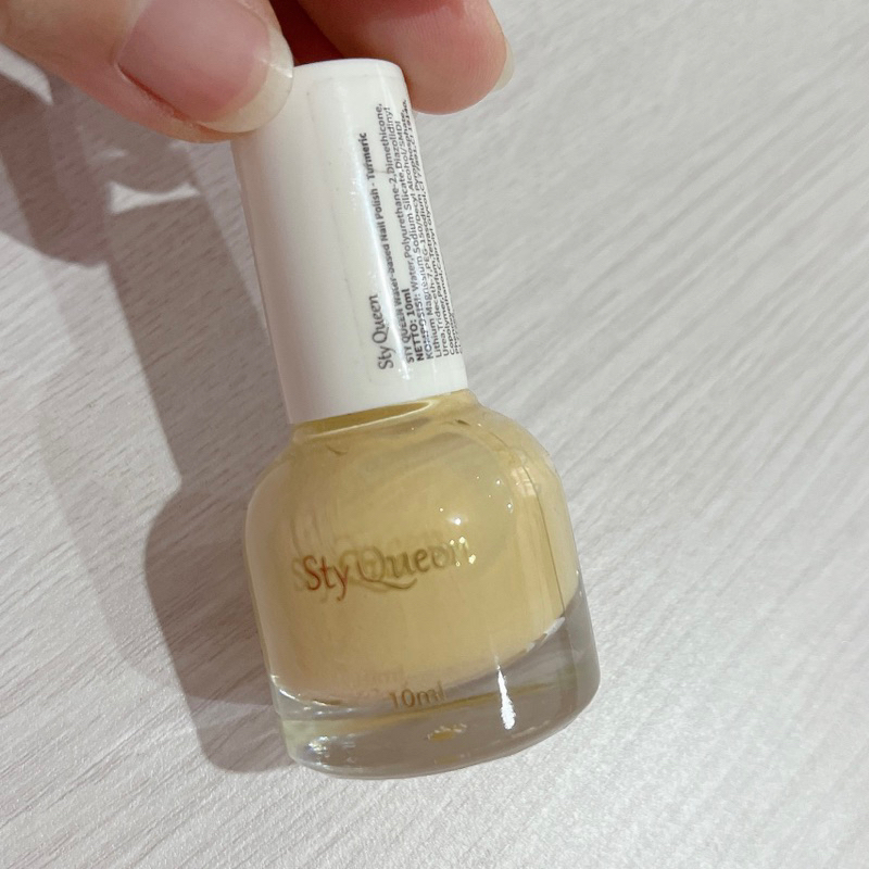 KKV Nail Polish Sty Queen 10 ml - Kutek Water Based Nail Polish Peel Off - Cat Kuku Warna Kuning