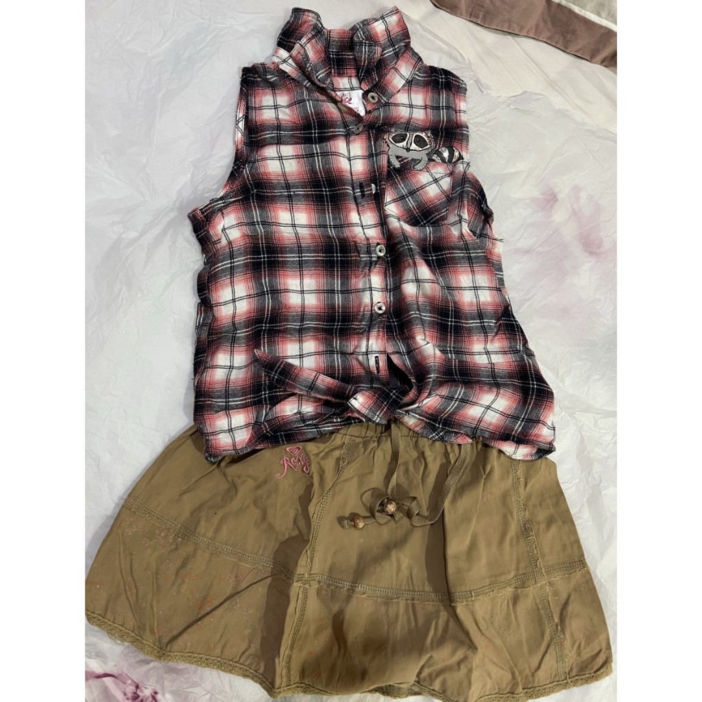 Preloved Kemeja Anak Perempuan Merk Justice dan Rok Merk Roxy