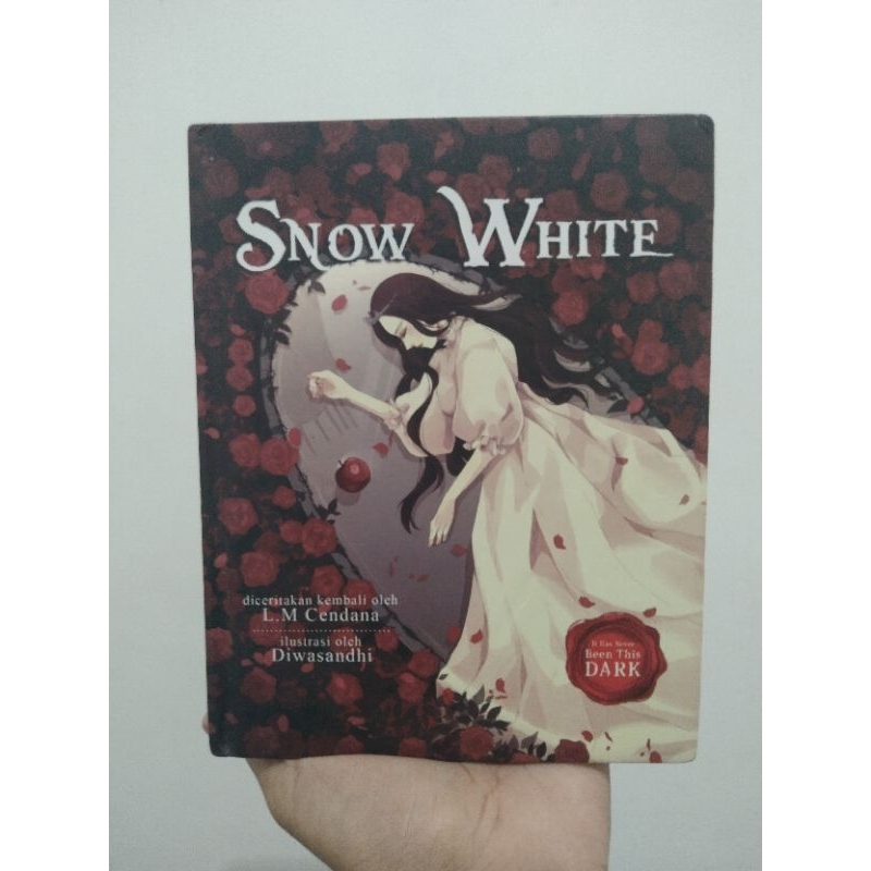 Snow White L.M Cendana Preloved
