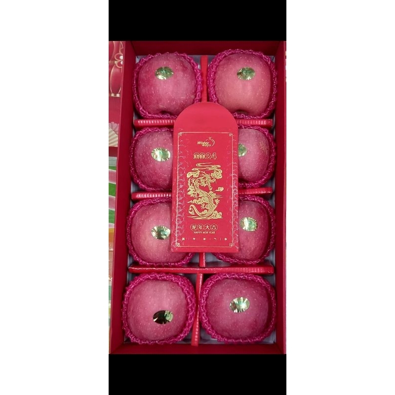 

Apel Rosy giftbox 8 Hampers Imlek/ buah apel Hampers CNY