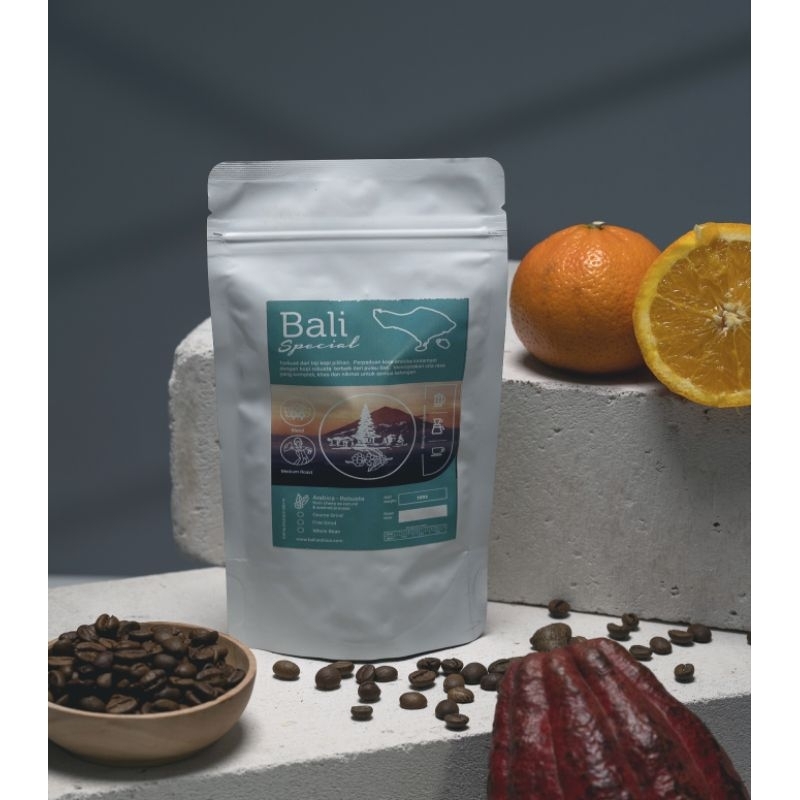 

Kopi Bali Blend Arabika Kintamani 50 % ,Fine Robusta Pupuan 50%/Fresh Roast/Bean/Fowder/500Gram