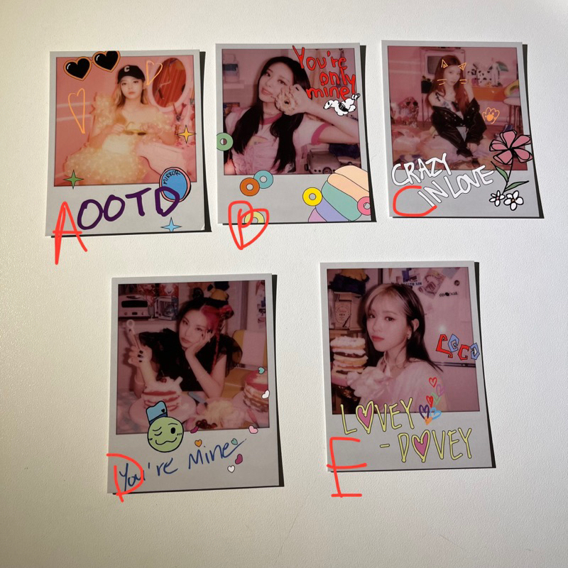 Itzy official polaroid crazy in love loco