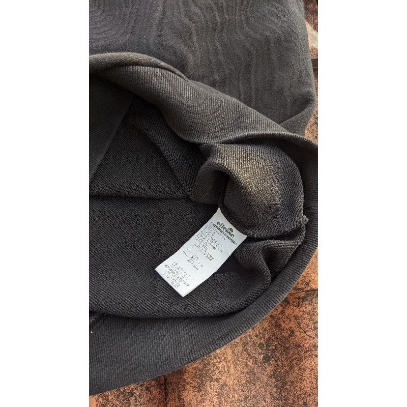 Crewneck ellese taped