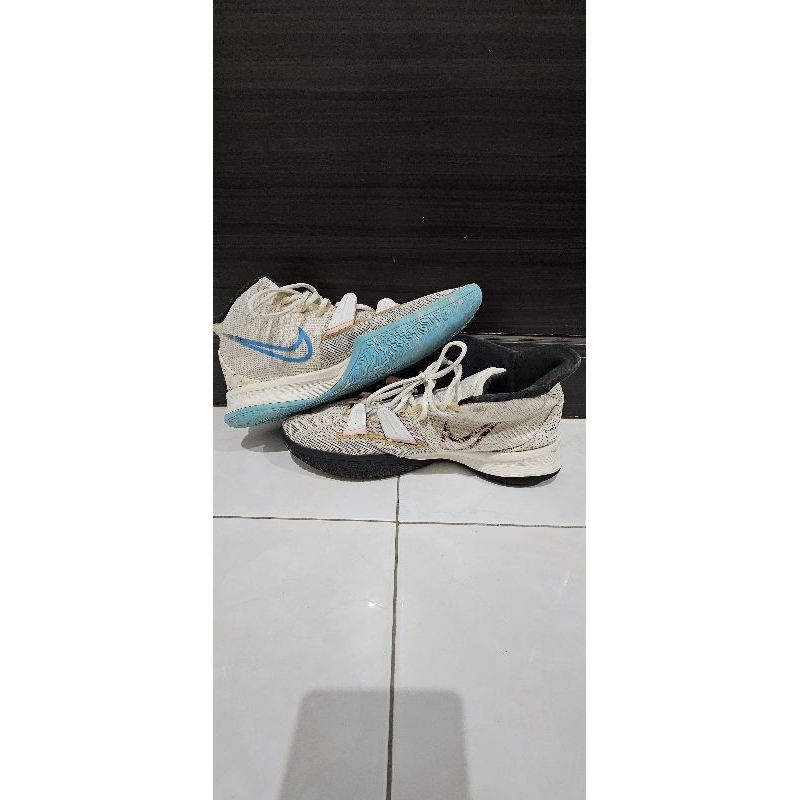 Jual Sepatu Kyrie 7 second