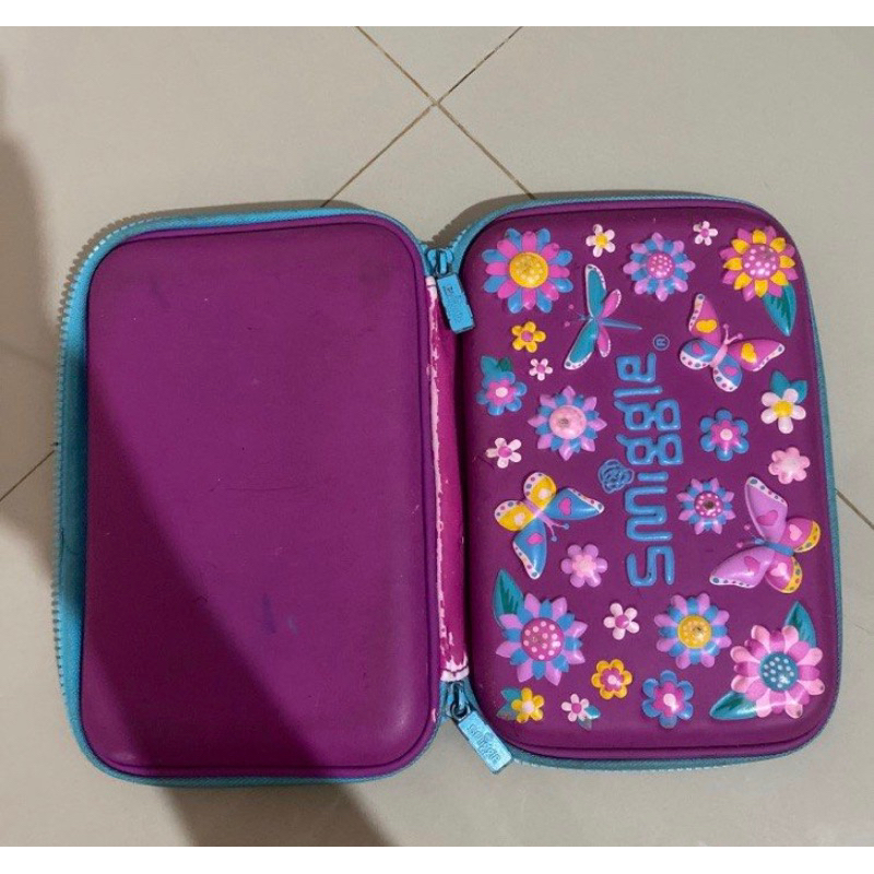 

smiggle hard top