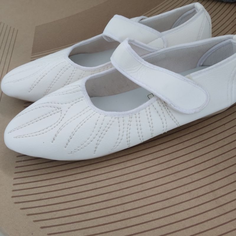 POLOS Sepatu putih umroh haji wanita model flat
