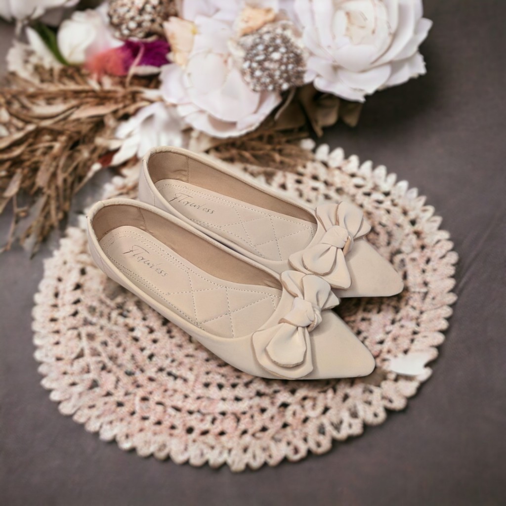 Flatshoes wanita sepatu wanita elegan casual Flawless Kupu-Kupu Ivory terlaris original