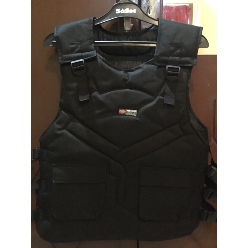 Rompi motor Eiger original