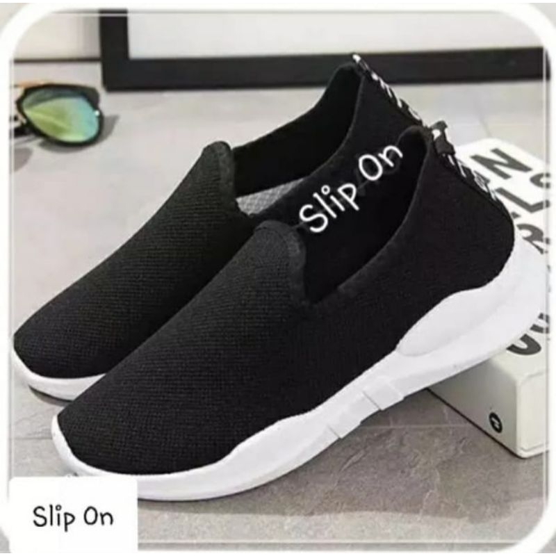 Sepatu Slip On Anak Sepatu Sekolah Unisex Polos Hitam ( COD )