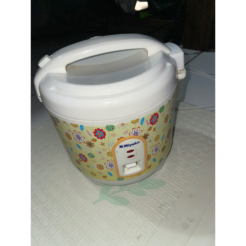 RICE COOKER MIYAKO MAGIC COM MINI KECIL MCM 609