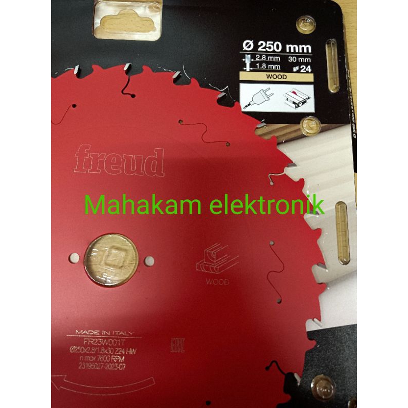 gergaji freud 10 INCH FR23W001T 250X2.8/1.8X30Z=24 MULTI MATERIAL BATUspesifikasi :gergaji circular 