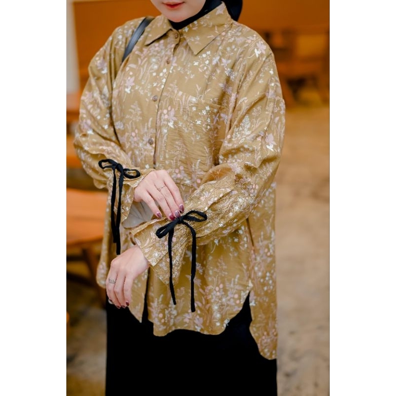 Azzura set motif