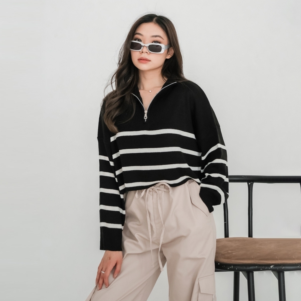 Selvy Sweater crop  Zipper Knit Premium