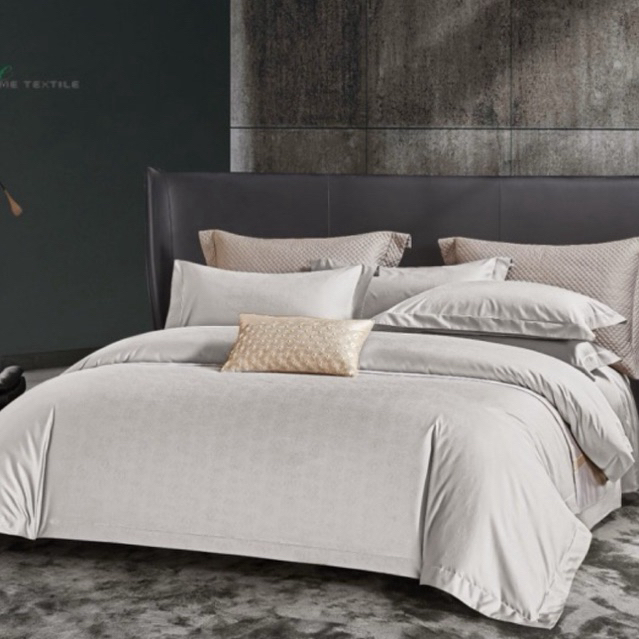 Biosibedding Sprei Bedcover Dolby Kingkoil Motif Minimalis Warna Silver - Quilt cover Duvet Size Kin