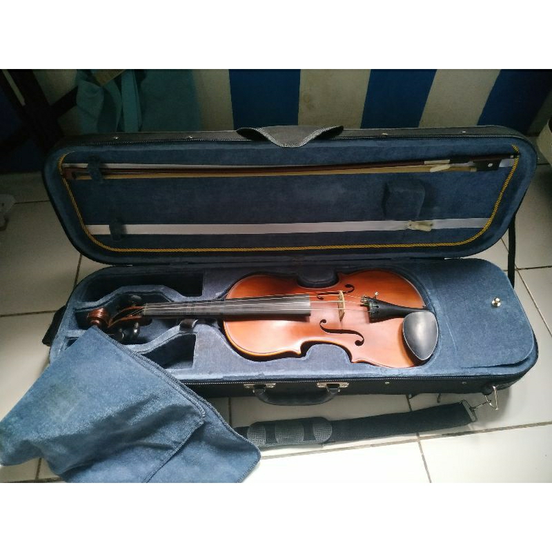 Biola second ukuran 4/4 (kondisi mulus)