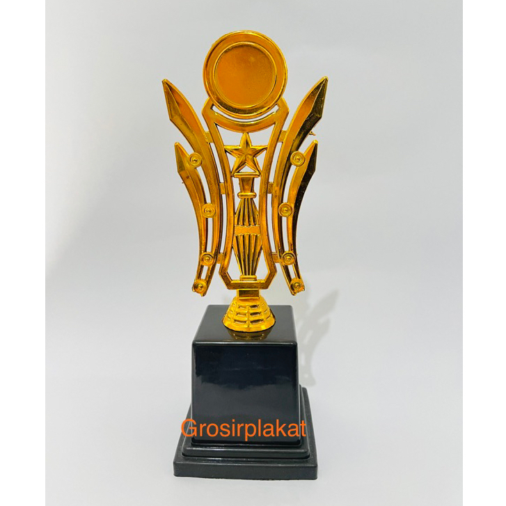 Piala Bintang  Piala Sekolah Piala Murah Piala Emas Trophy Emas Trophy Murah Piala Anak