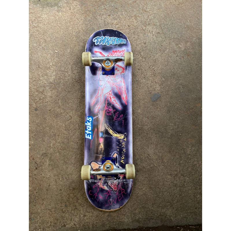 FULLSET SKATEBOARD