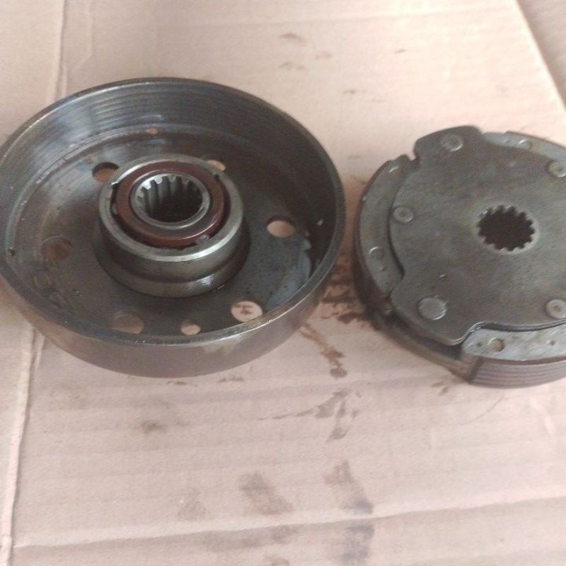mangkok ganda (bahan kopling)1 set kampas +pelor otomatis Yamaha jupiter z Burhan PNP Vega r new ori