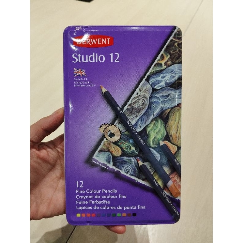 

Derwent Studio Tin 12