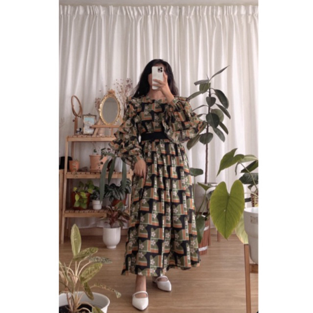 ROSEMARY DRESS & PANSY DRESS BY I.Am.starry PRELOVE