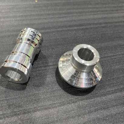 boshing/bos tromol belakang king/kharisma/supra125 arm kaze