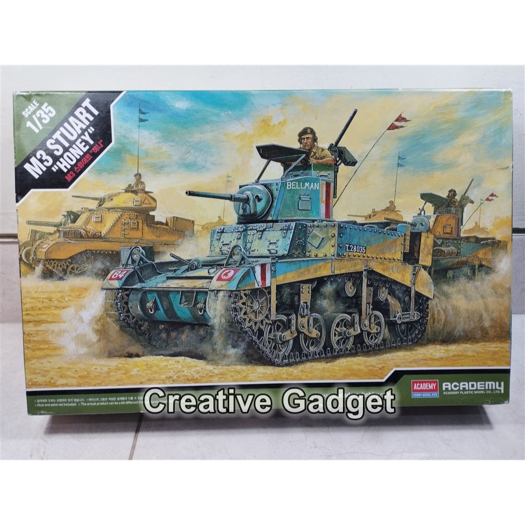 Model Kit Academy 1/35 - US / British Light Tank - M3 Stuart Honey
