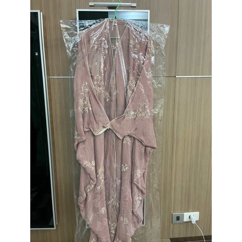 Abaya Dubai [PRELOVED - Motif Editon] baru 1 kali pakai