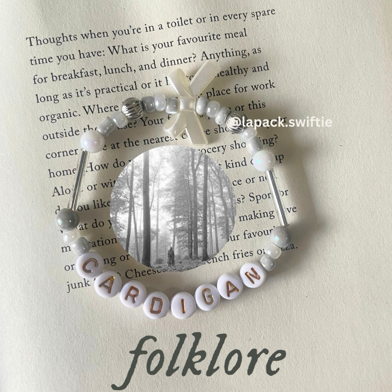 FOLKLORE FRIENDSHIP BRACELETS/TAYLOR SWIFT