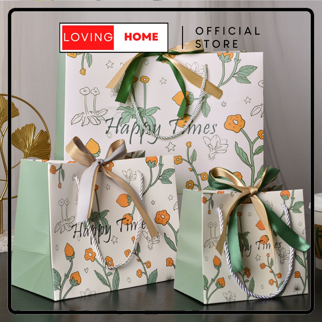 

LOVING HOME // Paperbag Flower + Pita Gift Bag Tas Souvenir Premium Tebal