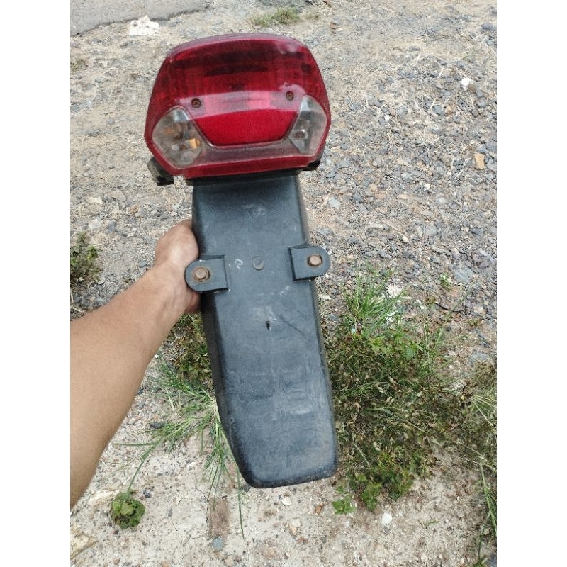 selebor belakang honda kirana set lampu