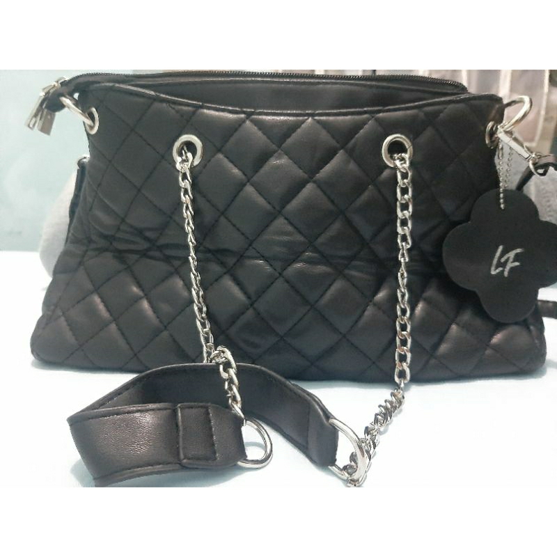 Les Femmes Shoulder Bag