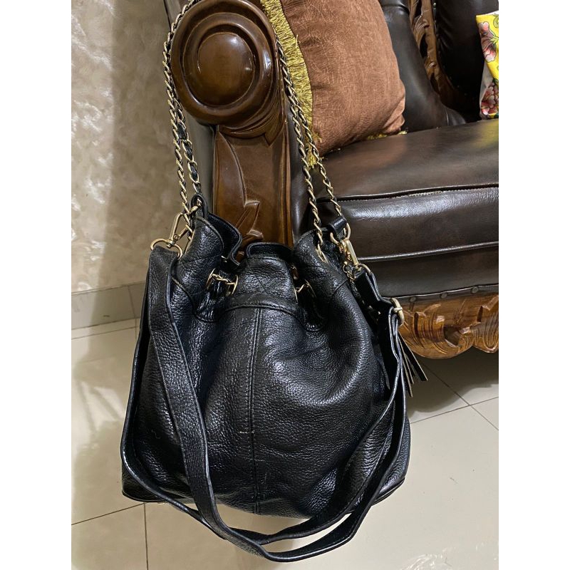 preloved tas serut/ sling bag zishen kulit asli