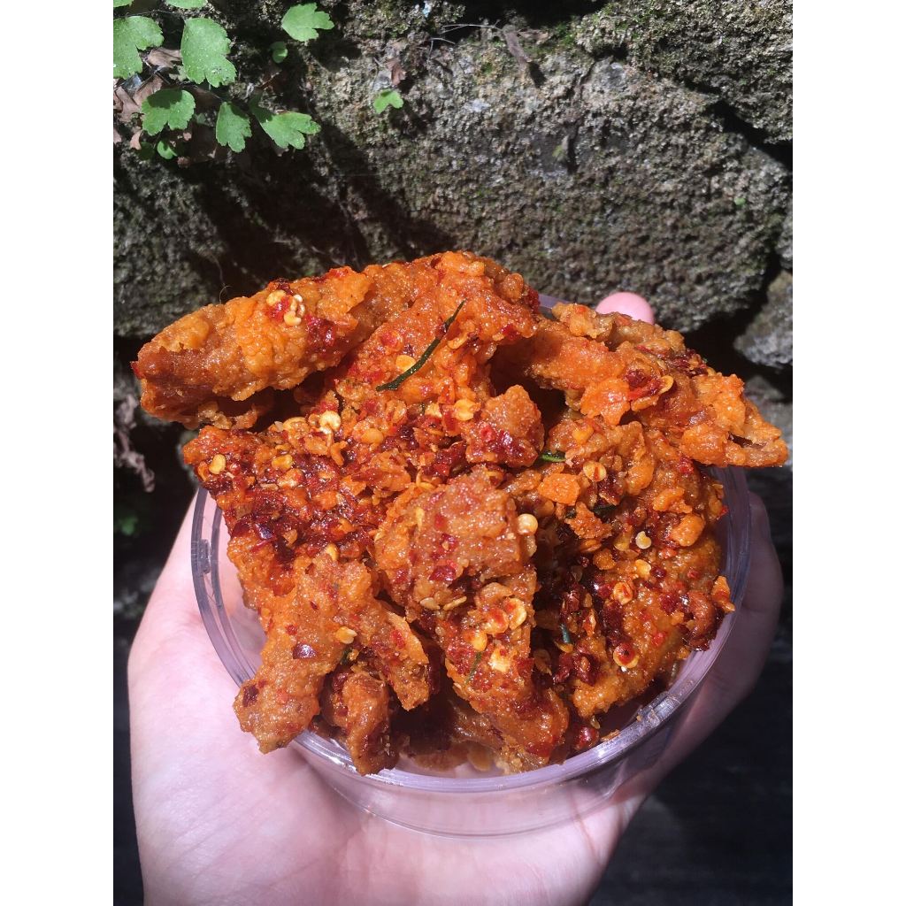 

KULIT AYAM PEDAS CRISPY 1KG | KERIPIK KULIT AYAM PEDAS | PEDAS KRIYUKKK