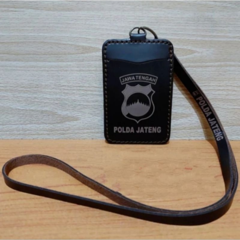 

HOLDER KALUNG ID CARD LOGO POLDA JATENG HITAM BEST QUALITY PREMIUM